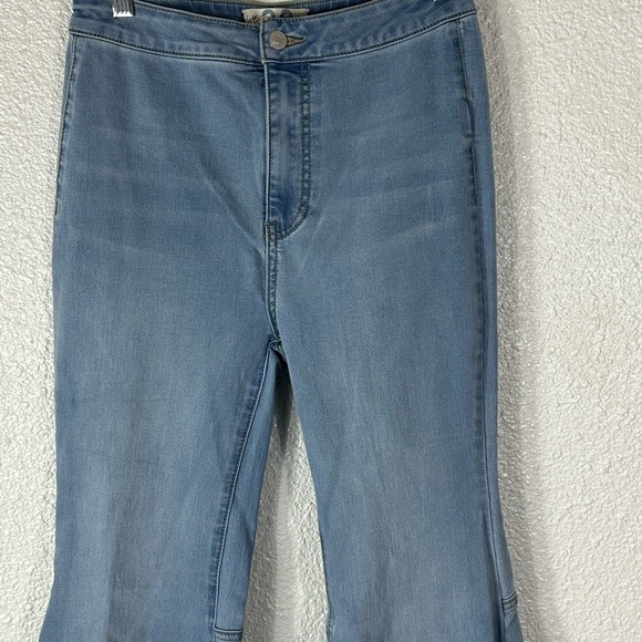 We The Free Love Letters Float On Flare Jeans Size 28 - Picture 3 of 7